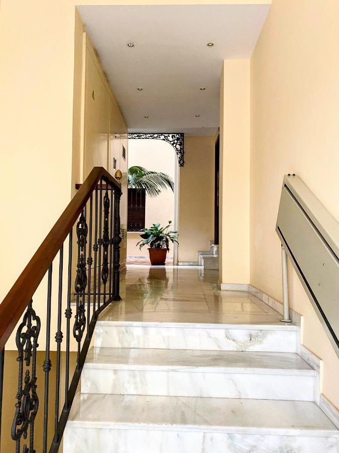 Precioso Apartamento Malaga Centroアパートメント エクステリア 写真